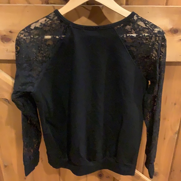 Twenty One Top - Picture 4 of 4